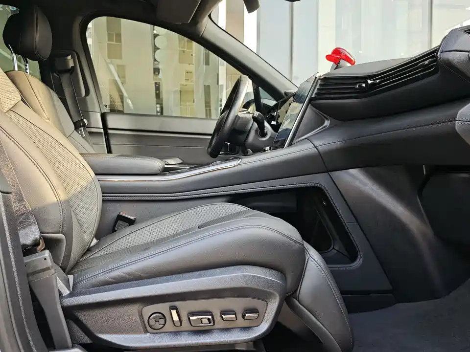 NIO ES8 NIO ES8