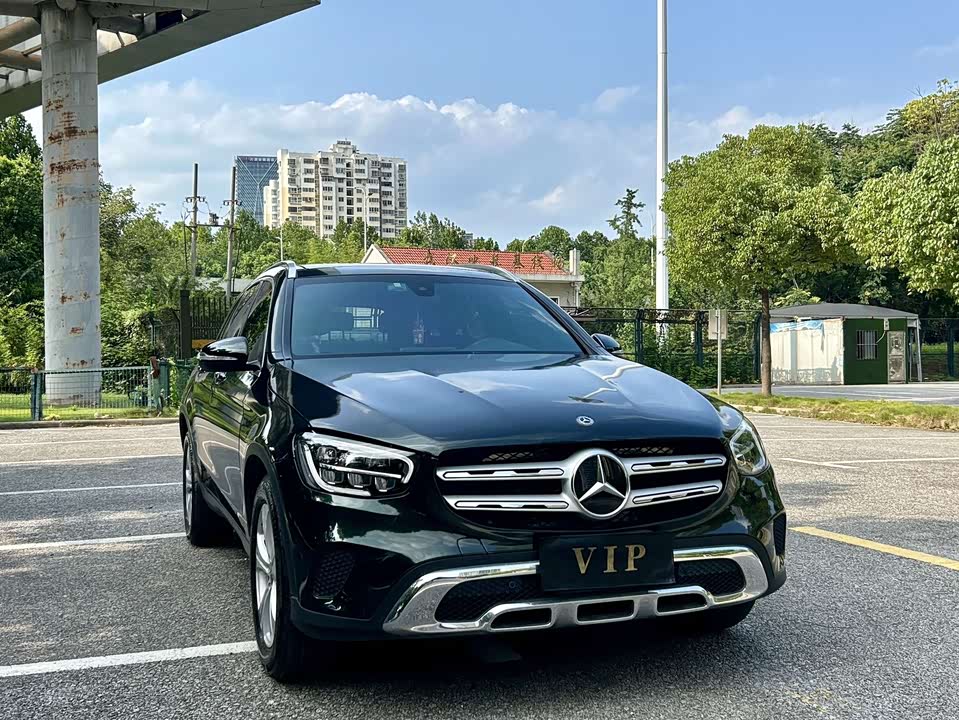 Mercedes-Benz GLC Mercedes-Benz GLC