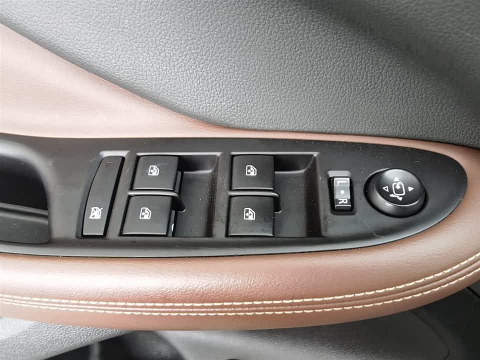 Buick Angkewei Plus Buick Angkewei Plus