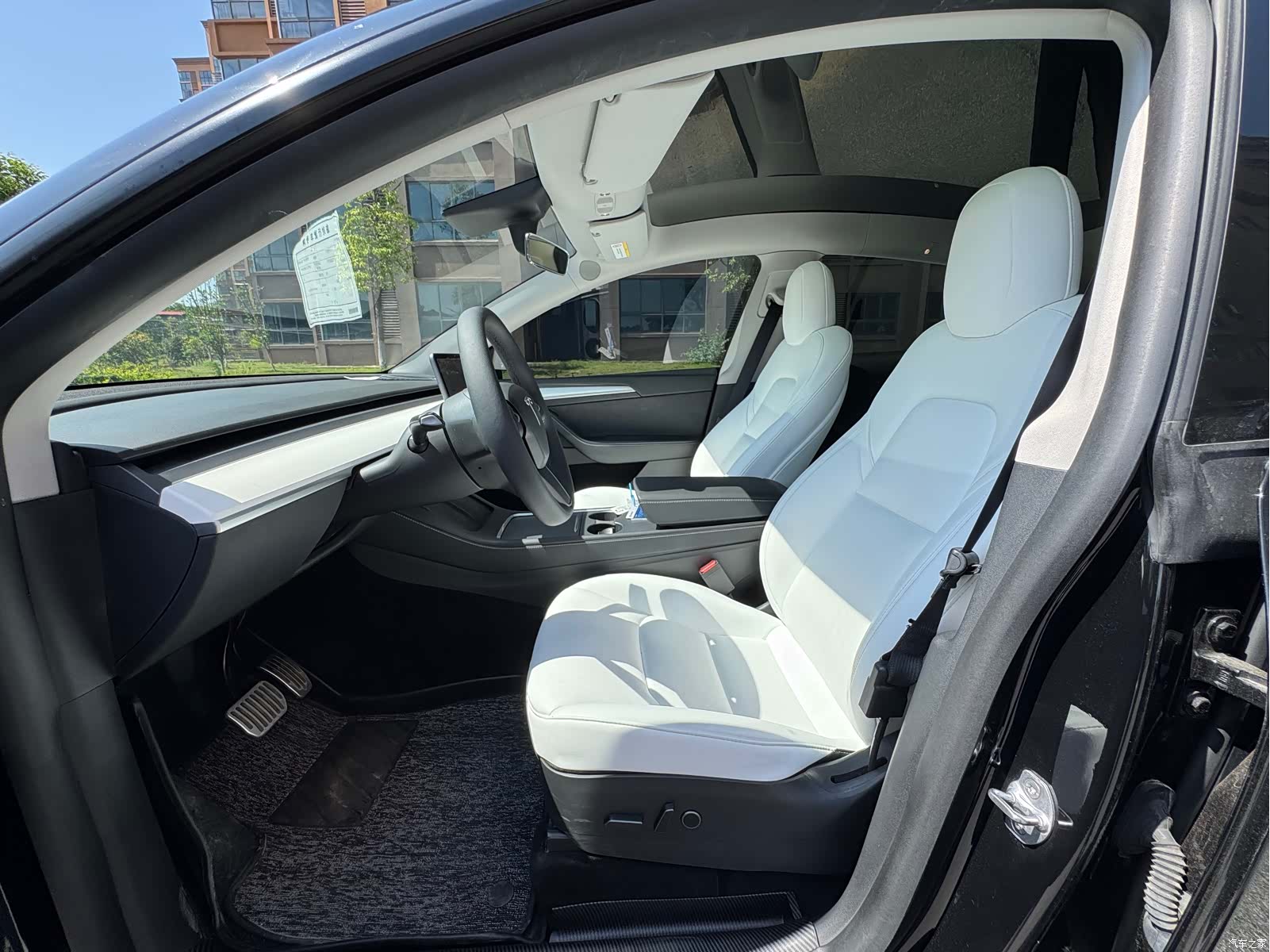 Tesla Model Y, 2021 4