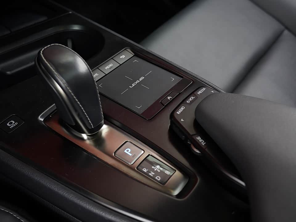Lexus UX Lexus UX