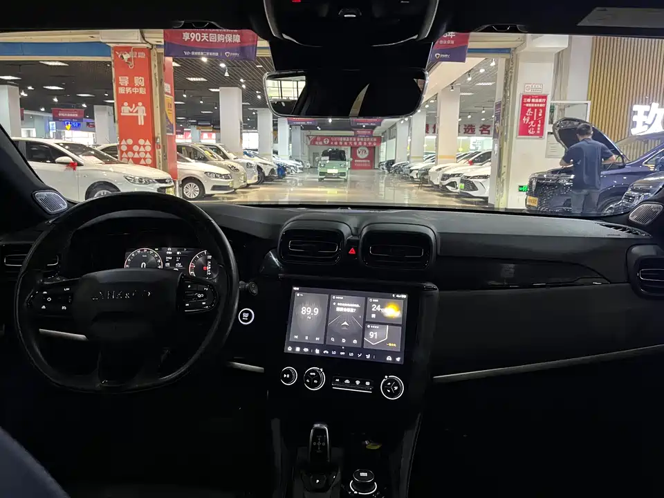 Lynk & Co 02 Hatchback