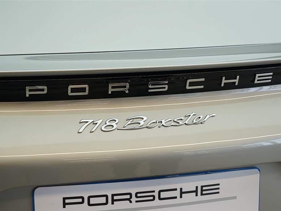 Porsche 718