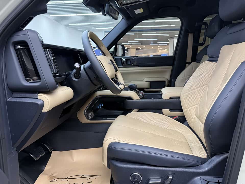 BYD Leopard 5 BYD Leopard 5