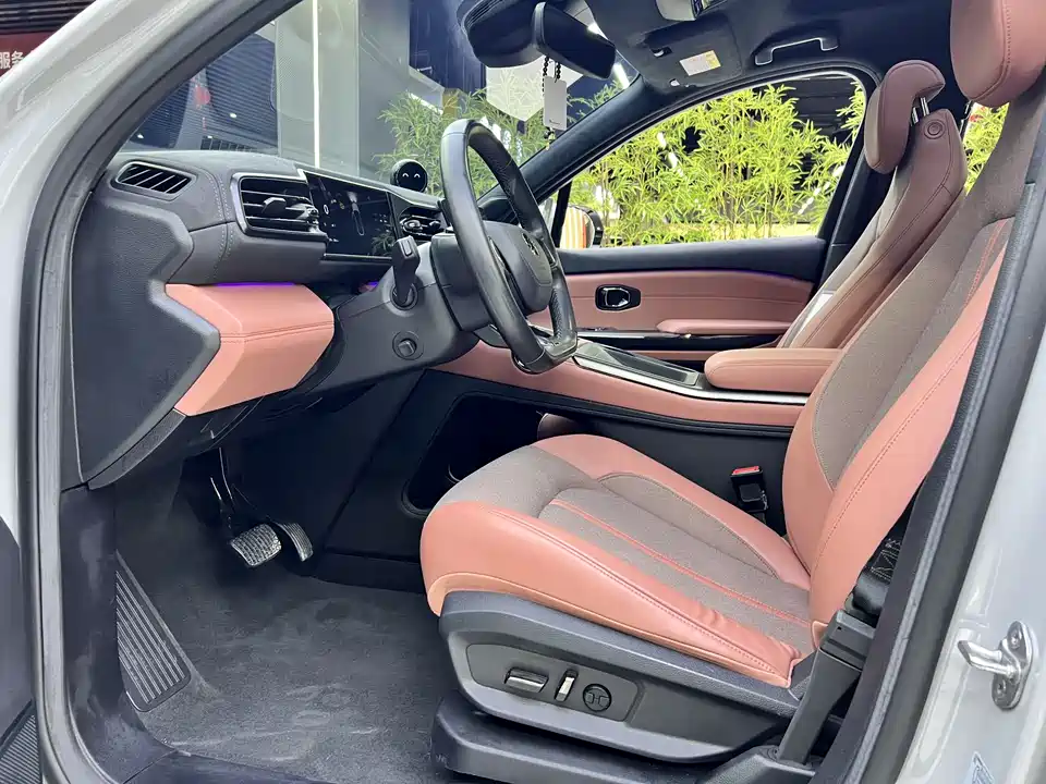 NIO EC6