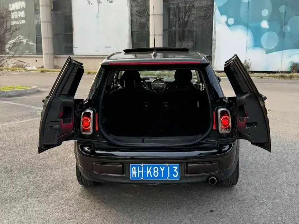 MINI CLUBMAN