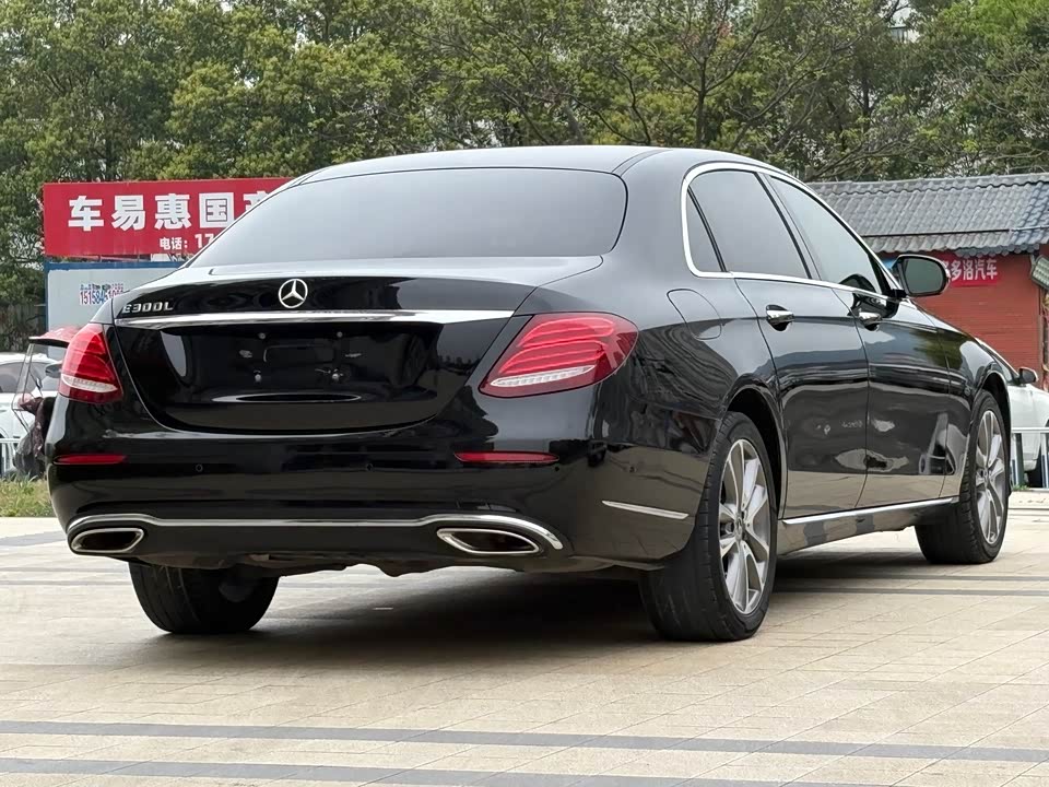Mercedes-Benz E-class Mercedes-Benz E-class