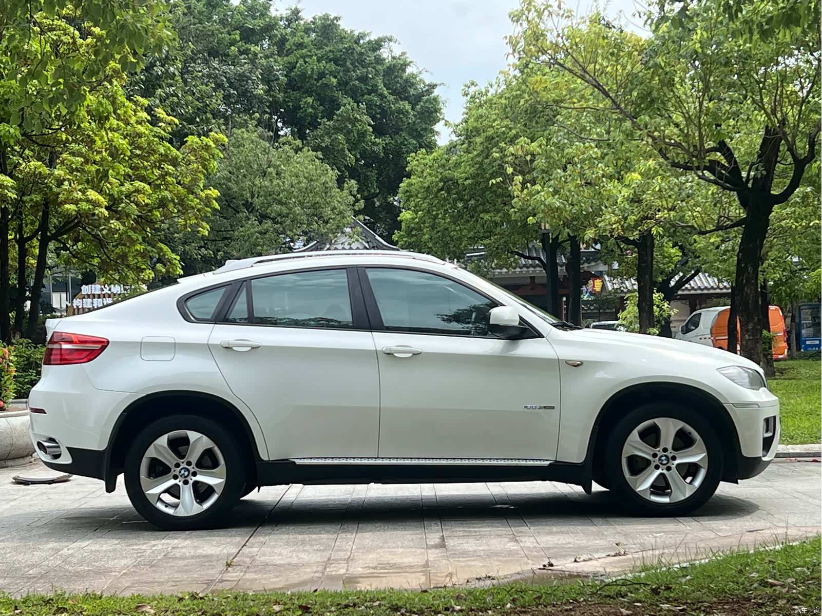 BMW X6, 2014 12