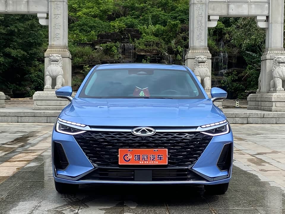 Chery Arrizo 8