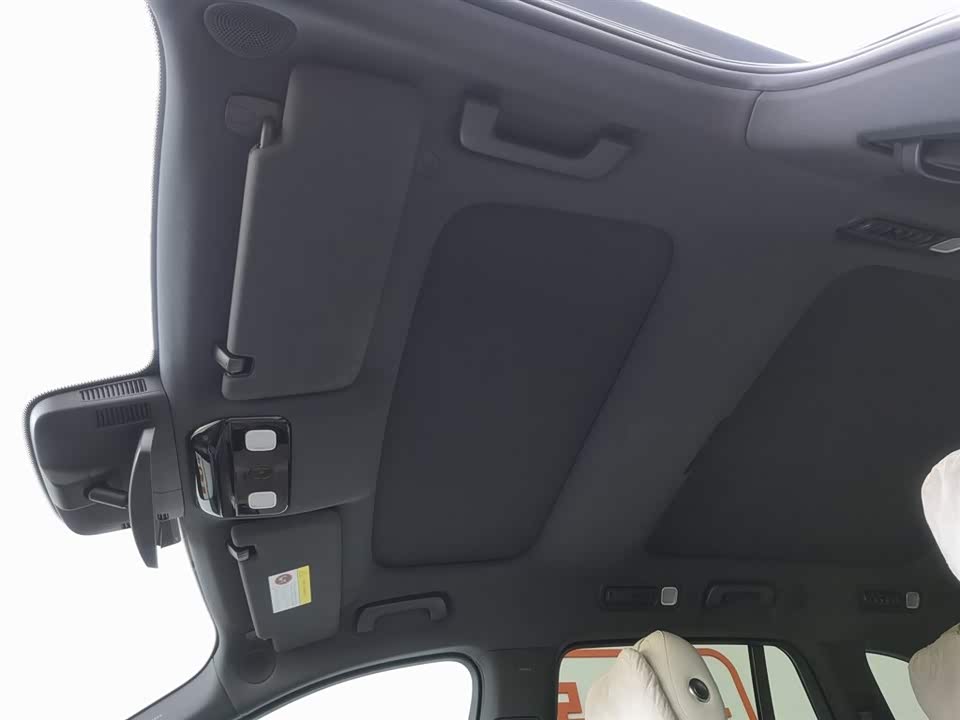 Li Auto Ideal L8