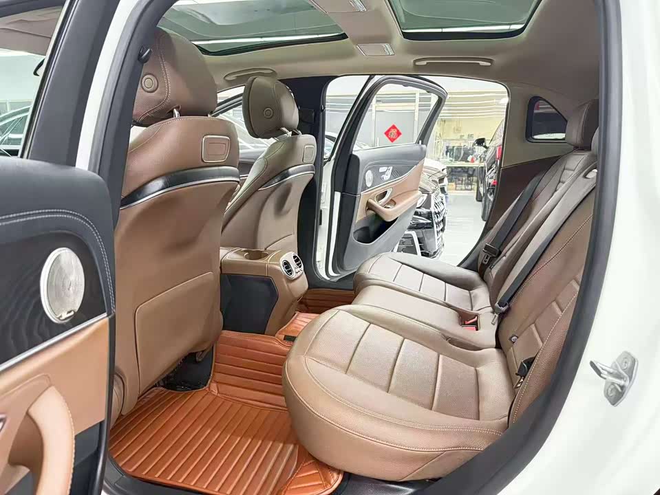 Mercedes-Benz E-class Mercedes-Benz E-class