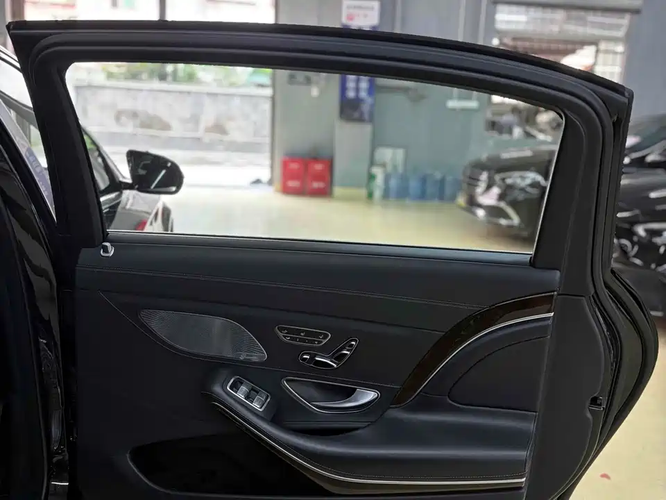 Mercedes-Benz Maybach S-class