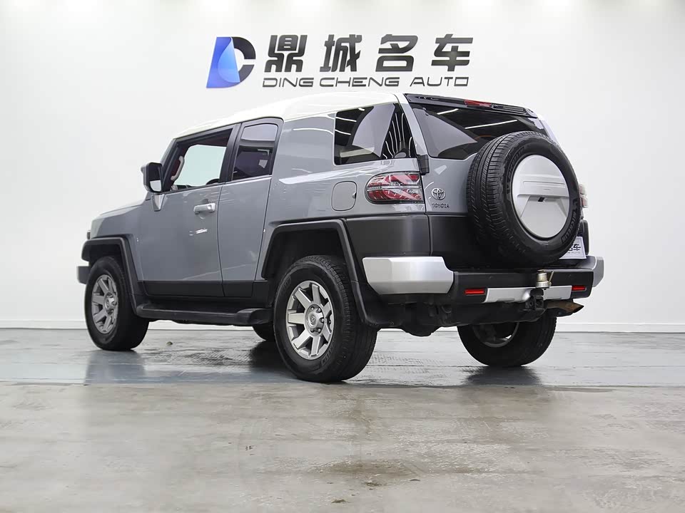 Toyota FJ Cool Luze Toyota FJ Cool Luze