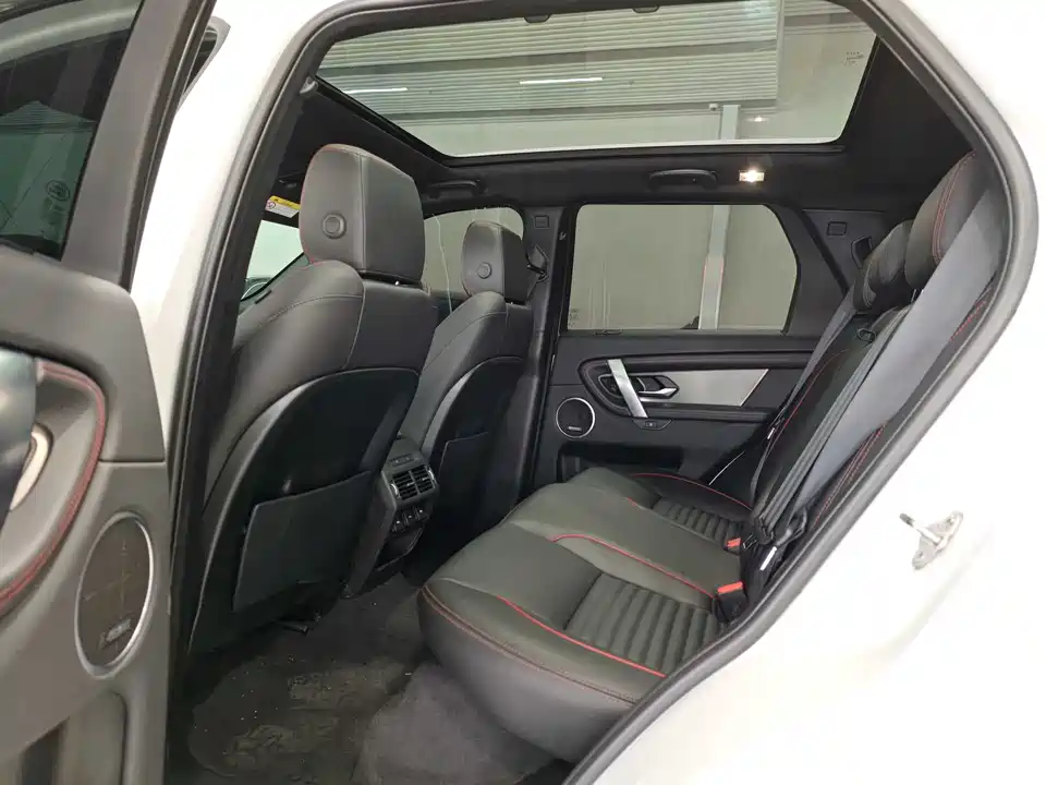 Land Rover Discover sports