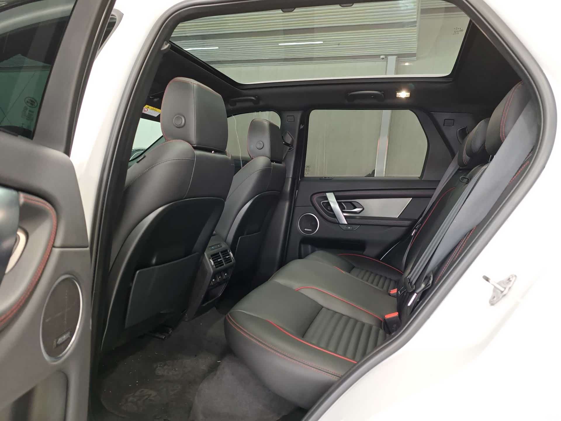 Land Rover Discovery, 2023 13