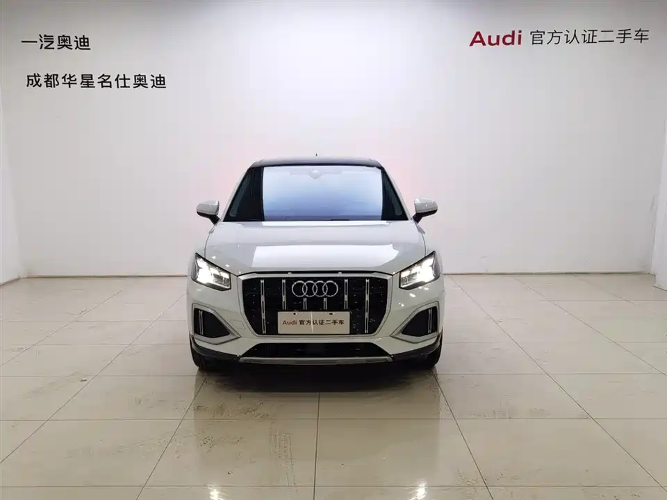 Audi Q2L