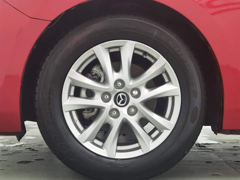 Mazda 3 Angkesaila