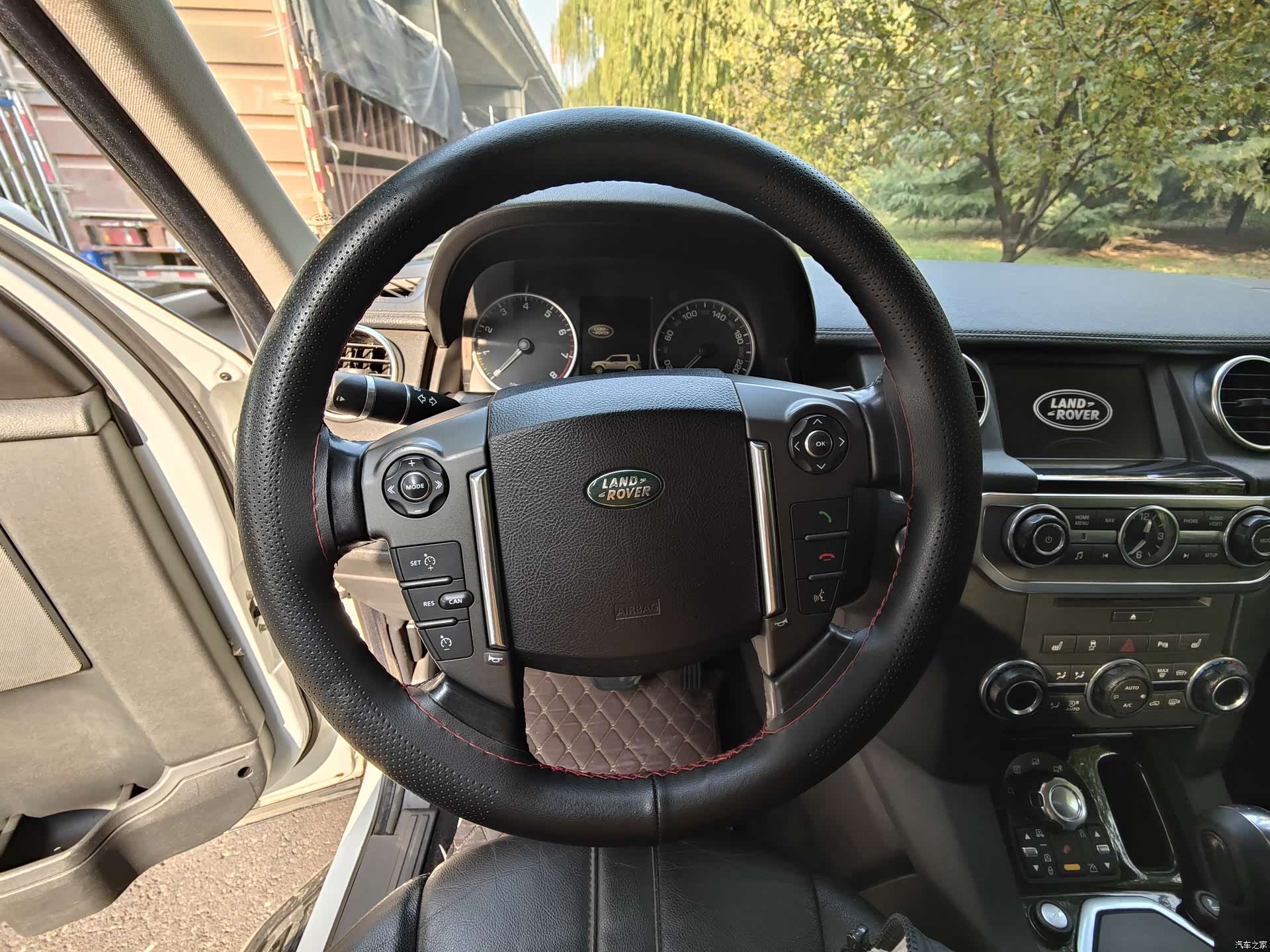 Land Rover Discovery, 2012 15