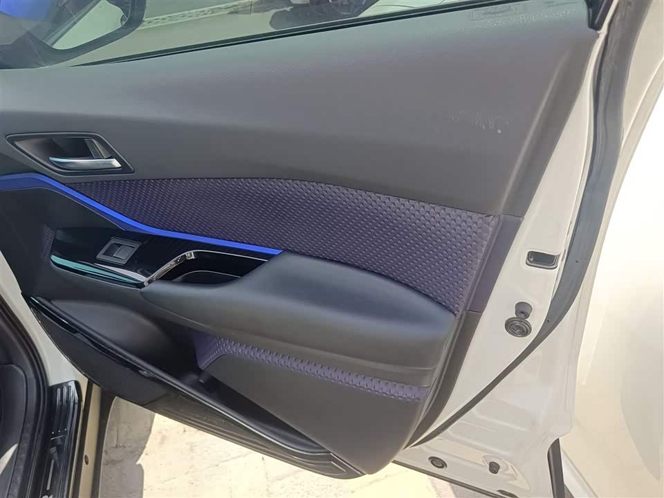 Toyota C-HR Toyota C-HR