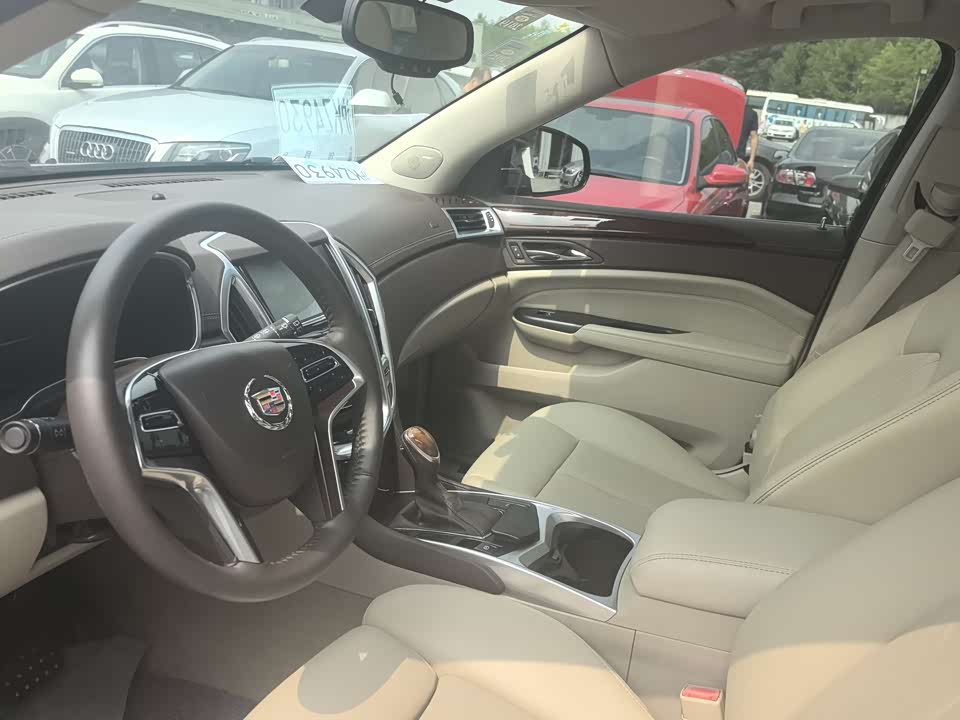 Cadillac SRX