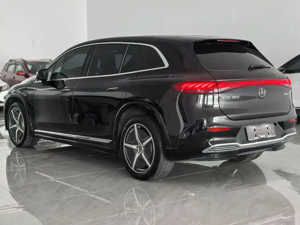 Mercedes-Benz EQS SUV