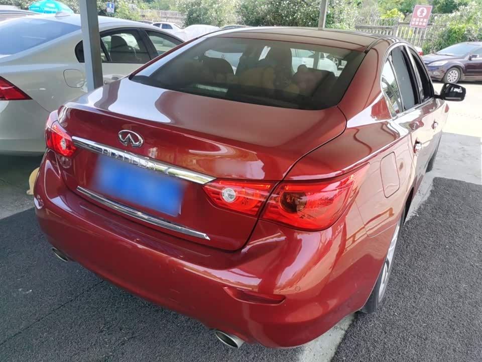 Infiniti Q50