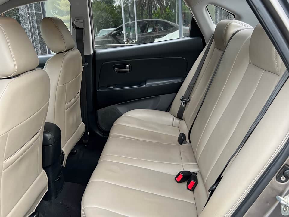 Hyundai Yuedong