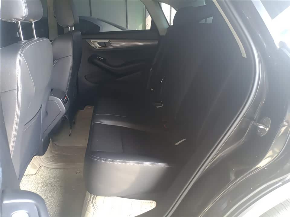 Zotye SR7 Zotye SR7