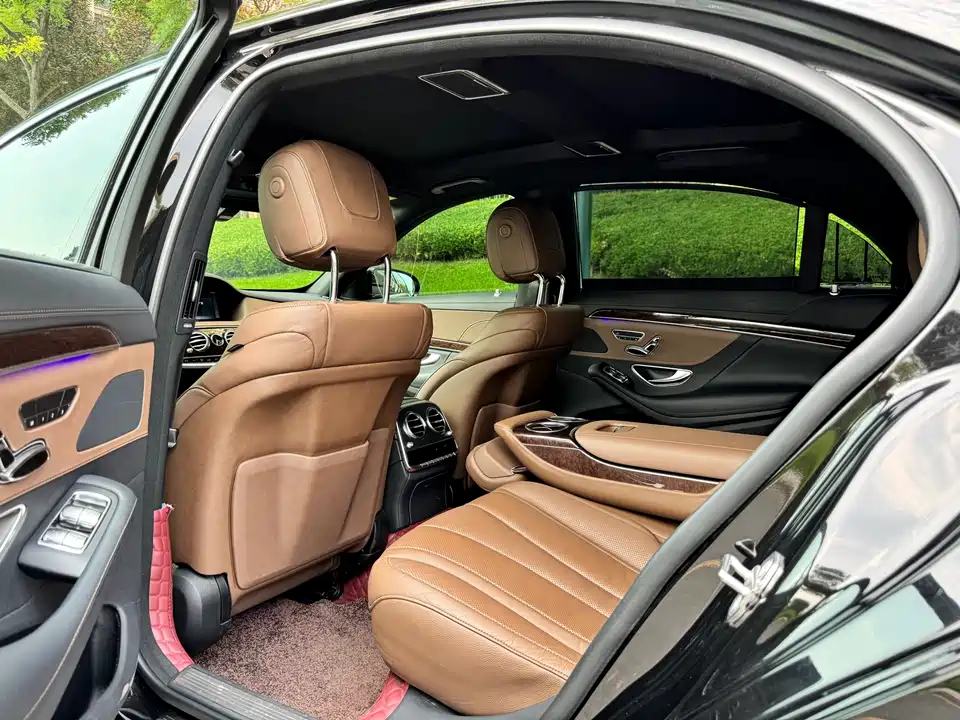 Mercedes-Benz S-class Mercedes-Benz S-class