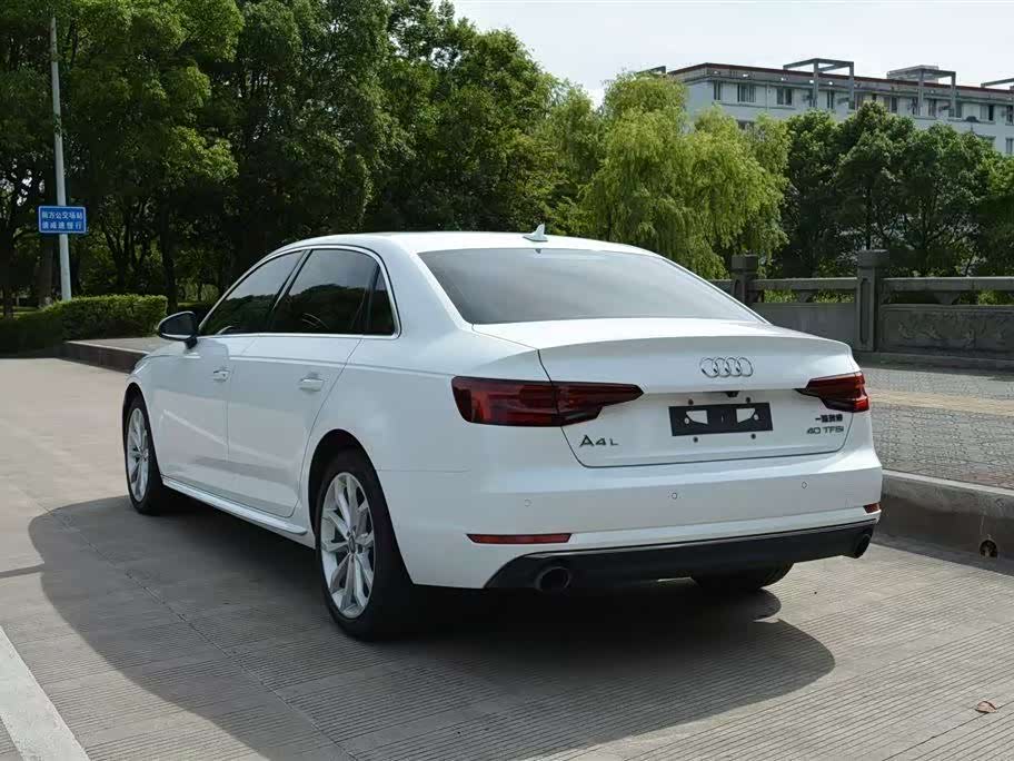 Audi A4L