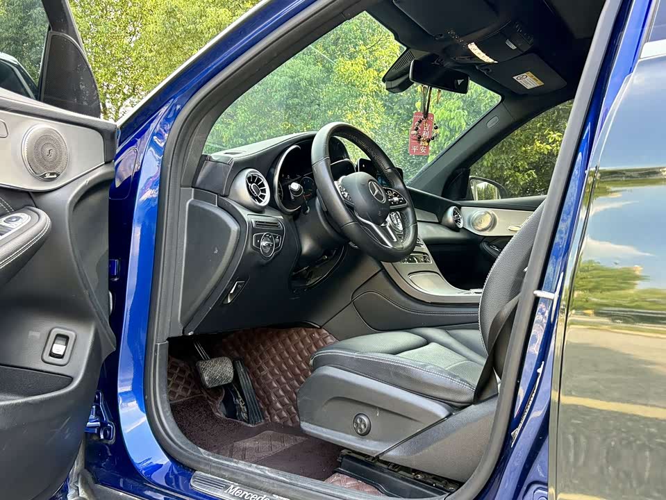 Mercedes-Benz GLC Mercedes-Benz GLC
