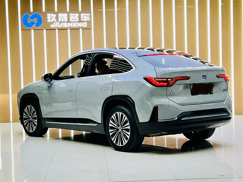 NIO EC6