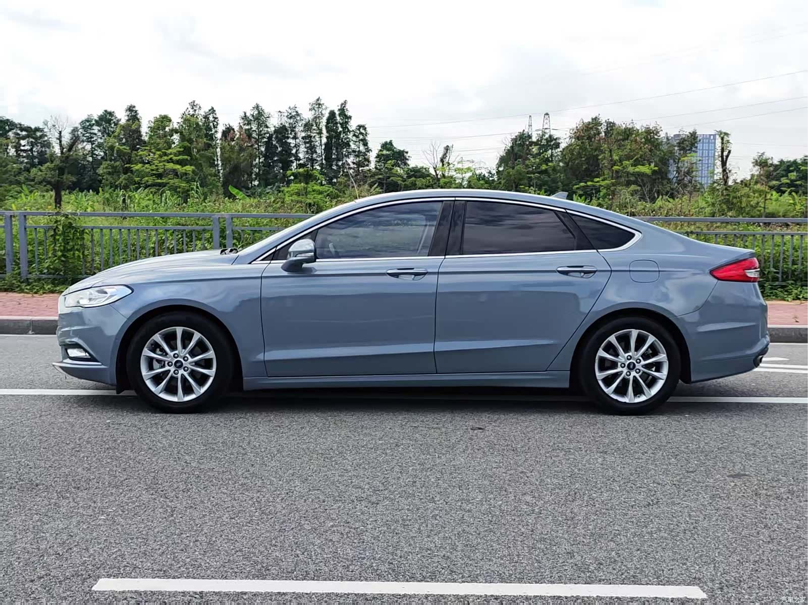 Ford Mondeo, 2017 4