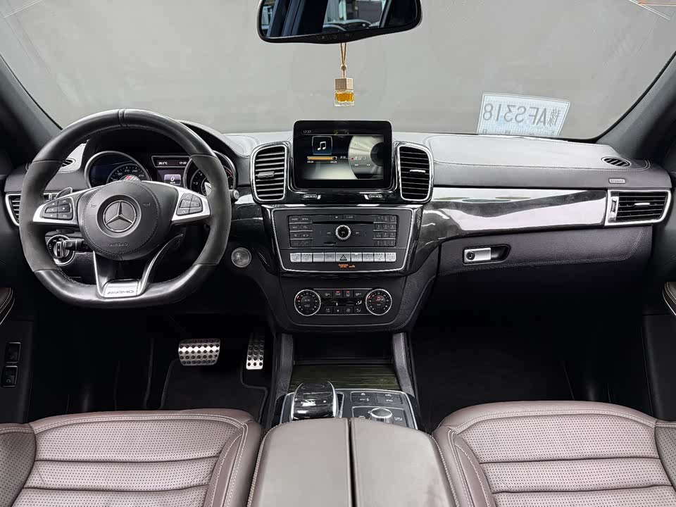 Mercedes-Benz GLS AMG Mercedes-Benz GLS AMG