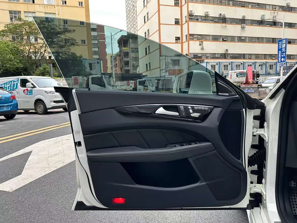 Mercedes-Benz CLS AMG