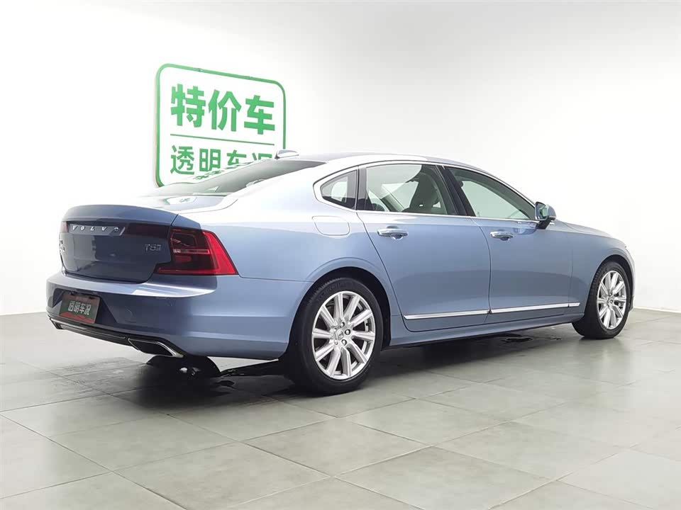 Volvo S90