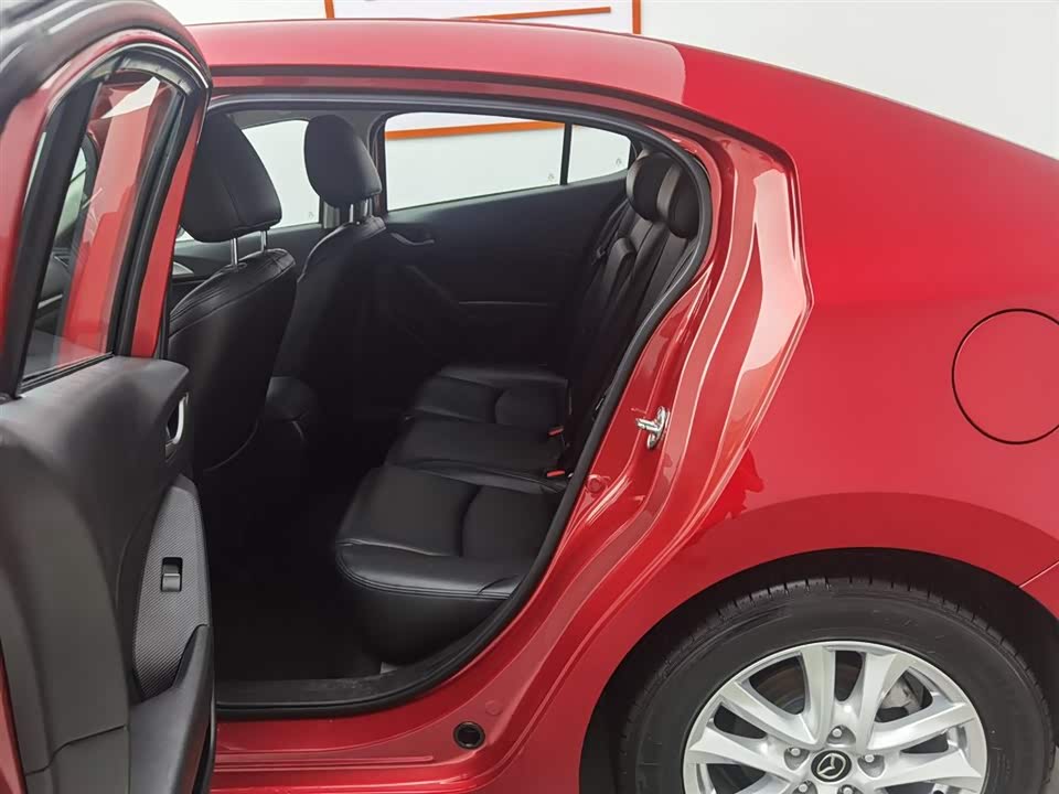 Mazda 3 Angkesaila