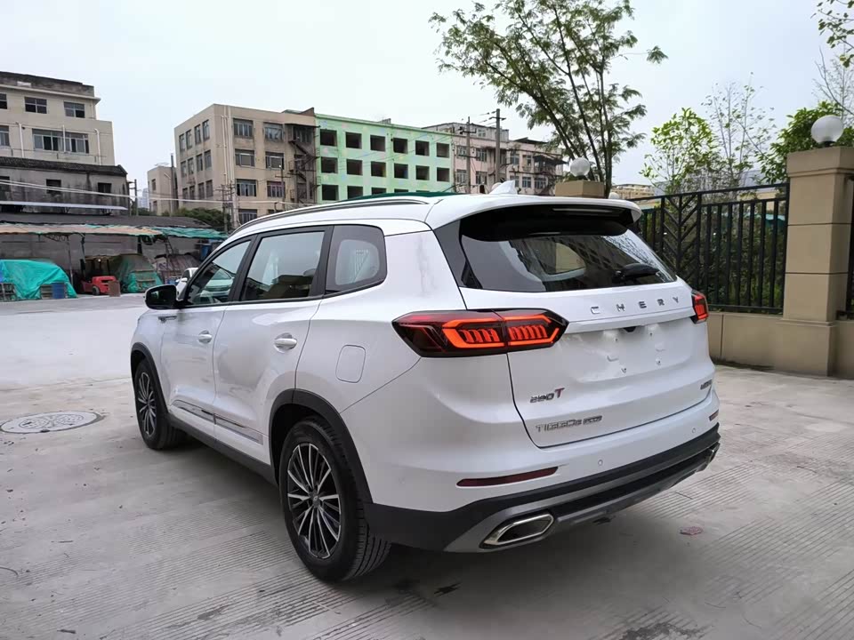 Chery Tiggo 8 PLUS Chery Tiggo 8 PLUS