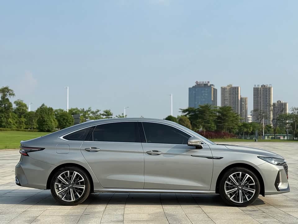 Chery Arrizo 8
