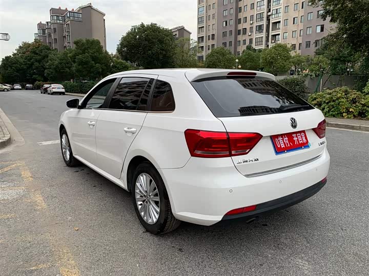 朗行2015款 1.6l 手动风尚版