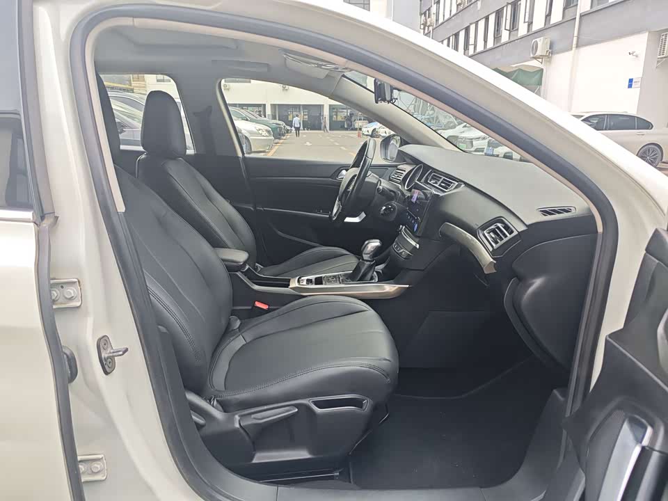Peugeot 408 Peugeot 408