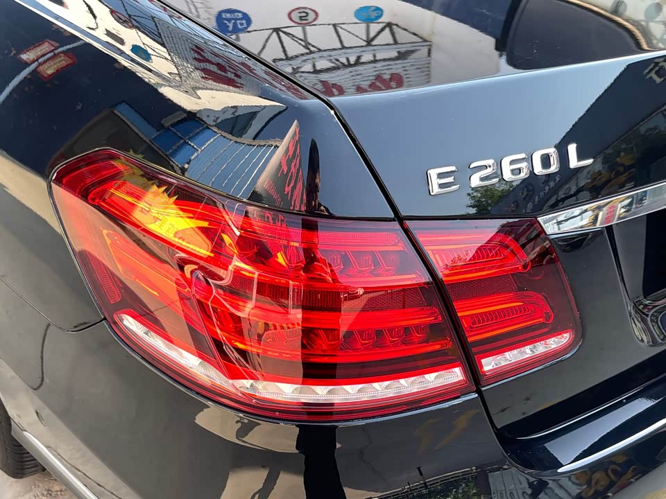 Mercedes-Benz E-class Mercedes-Benz E-class