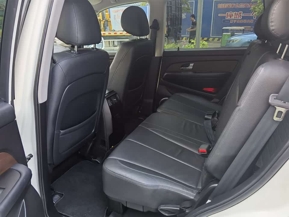 SsangYong Lester W SsangYong Lester W