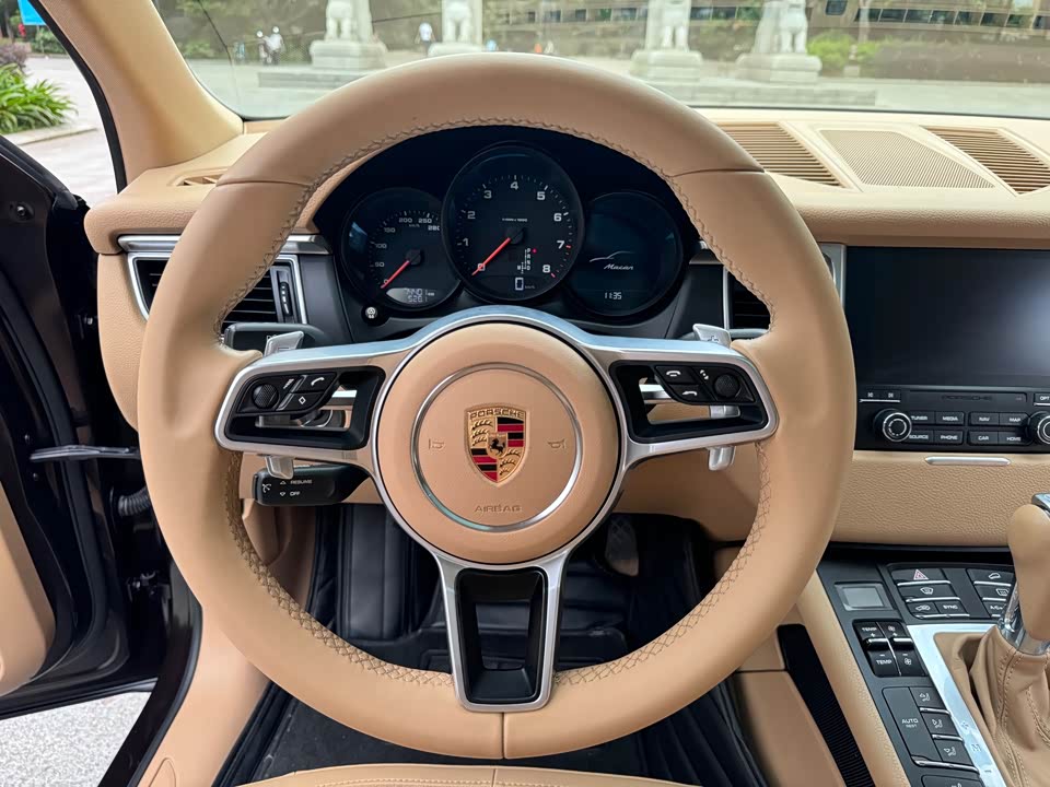 Porsche Macan Porsche Macan