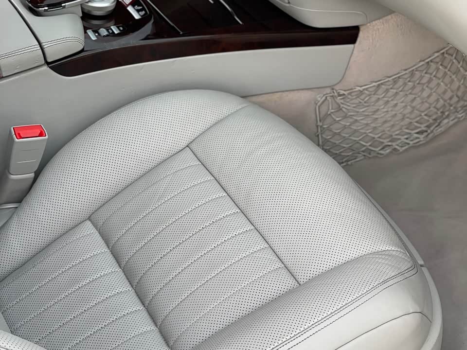 Mercedes-Benz S-class Mercedes-Benz S-class