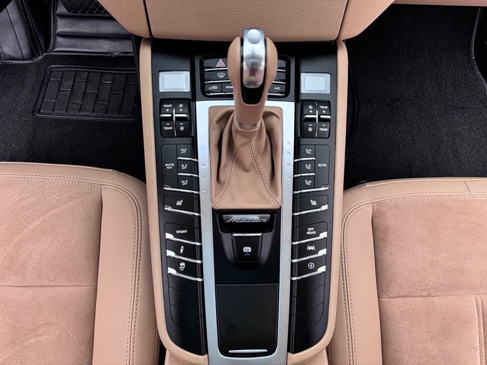 Porsche Macan Porsche Macan