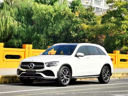 奔驰glc 2020款 glc 300 l 4matic 动感型