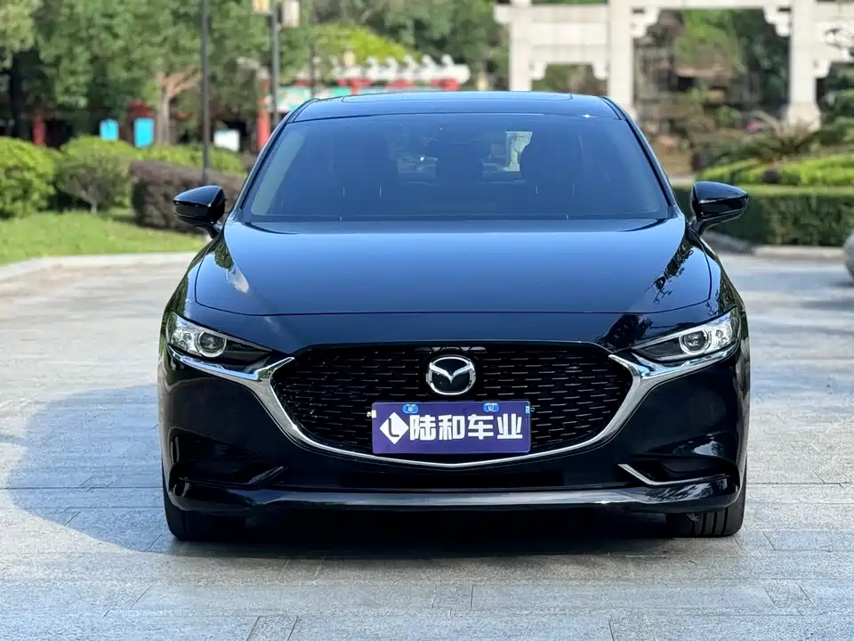 Mazda 3 Angkesaila