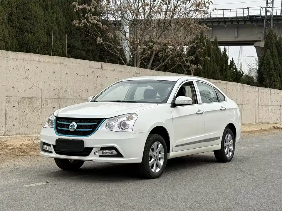 Dongfeng Junfeng E17
