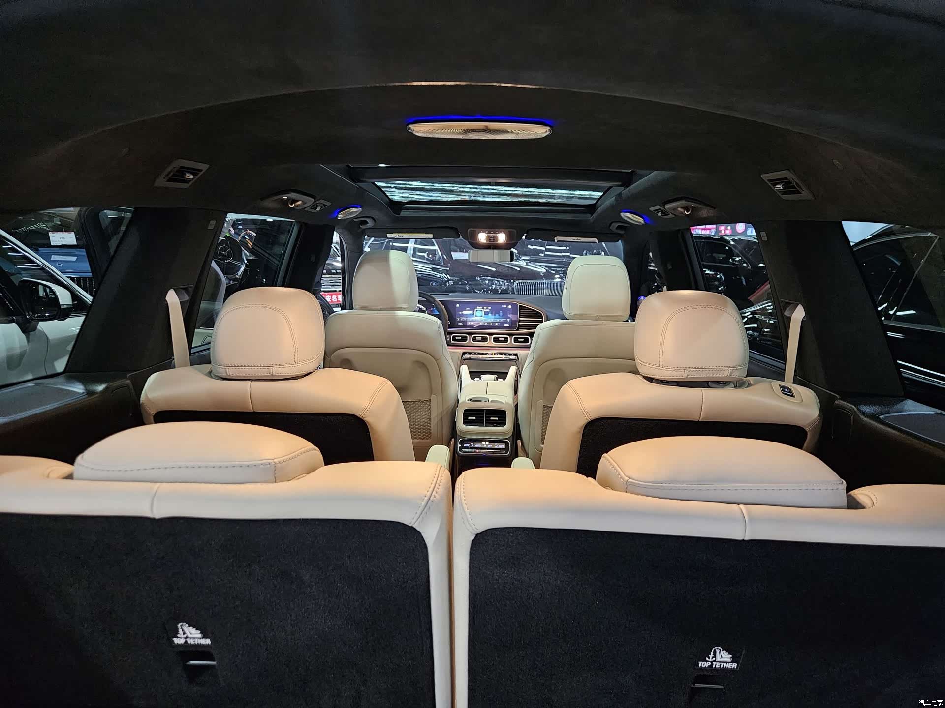 Mercedes-Benz GLS, 2024 22